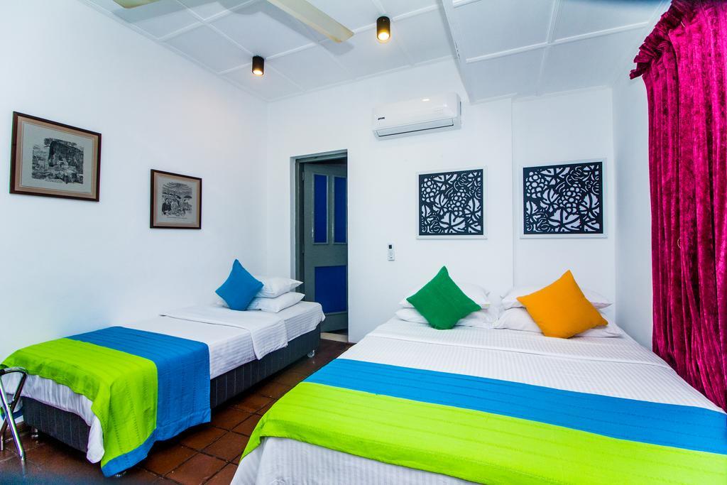 Settle Inn Tourist Lodge Канді Екстер'єр фото